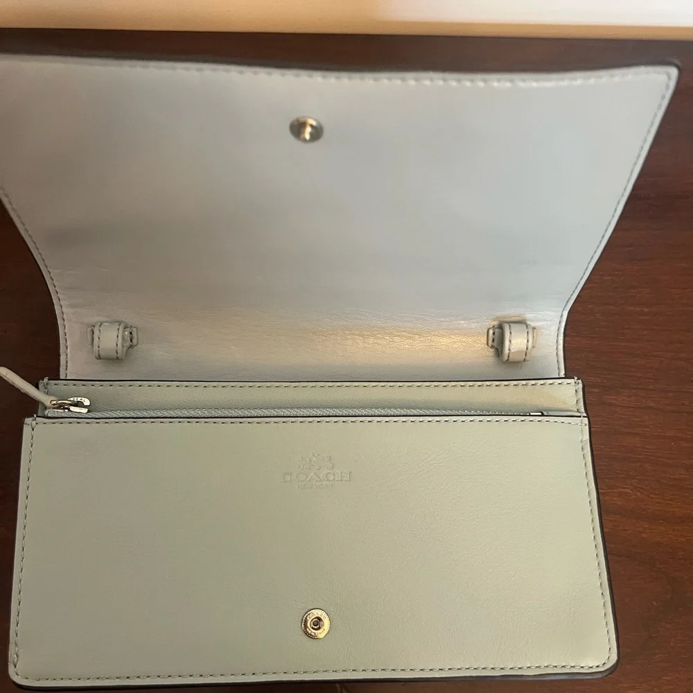 Sold - Picture 5 of 6